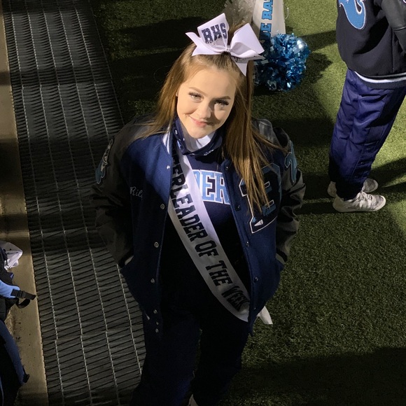 Meet your Posher, Riley - Picture 1 of 1